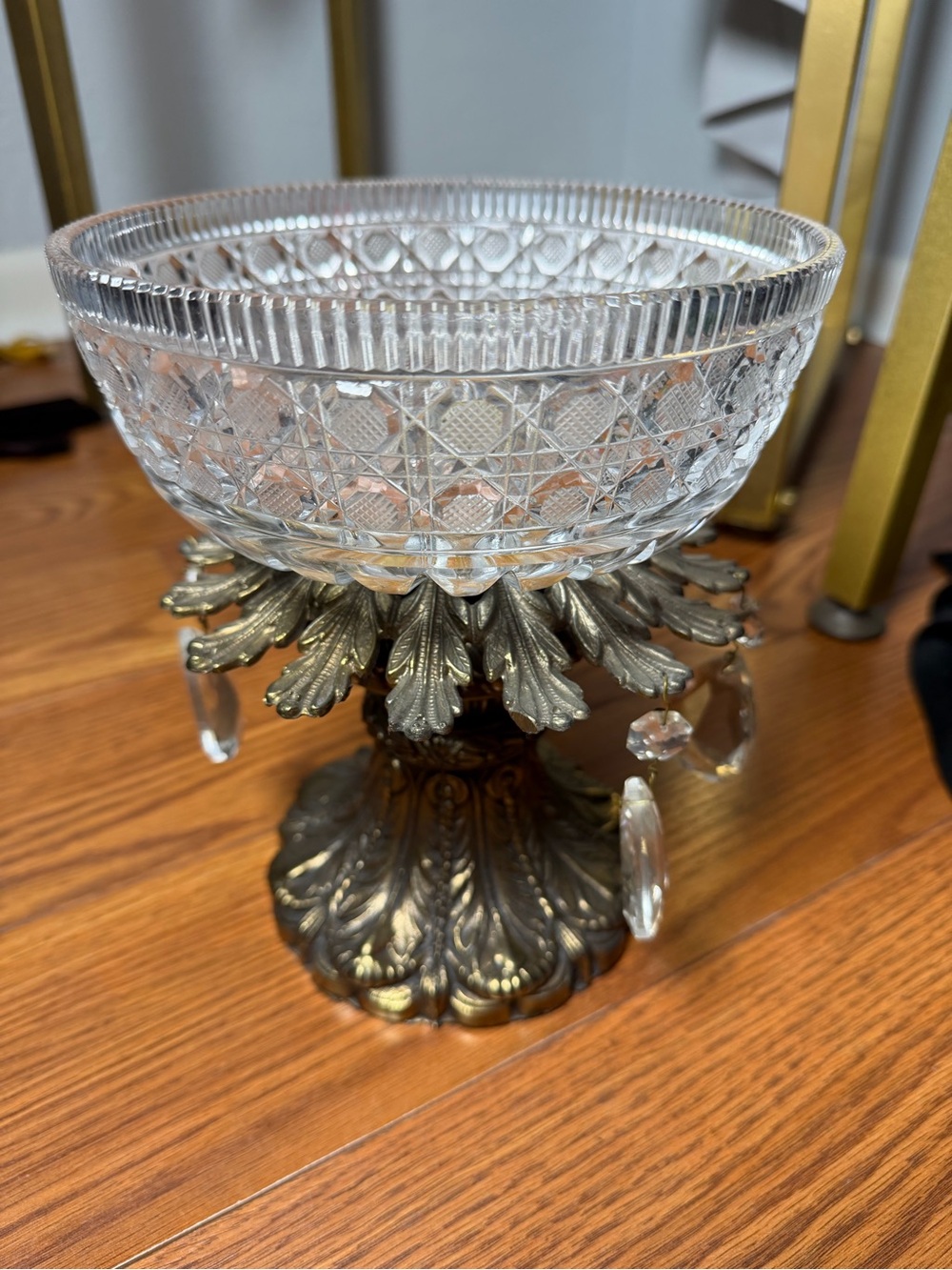 Vintage Crystal Bowl Gold Gilt Cast Metal Pedestal Base Hollywood Regency